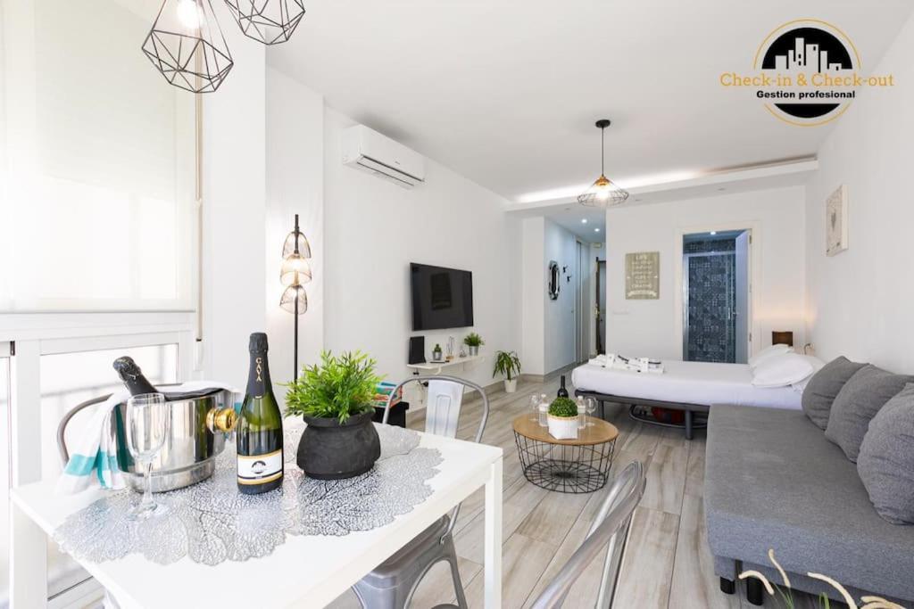 Apartamento El Acuerdo Centro Торемолинос Екстериор снимка