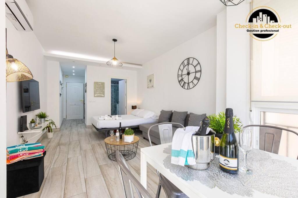 Apartamento El Acuerdo Centro Торемолинос Екстериор снимка