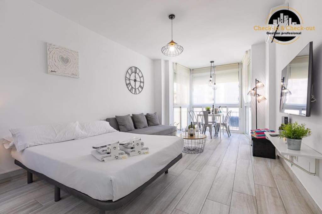 Apartamento El Acuerdo Centro Торемолинос Екстериор снимка