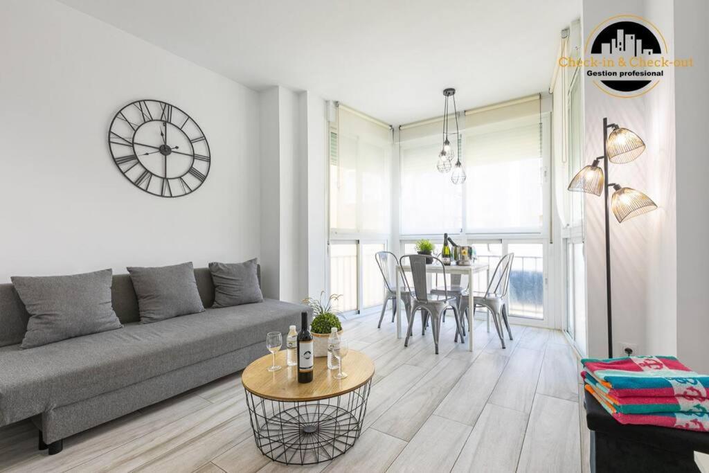 Apartamento El Acuerdo Centro Торемолинос Екстериор снимка